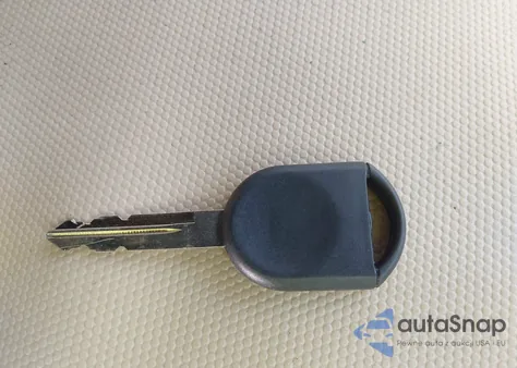 2011 Ford Escape Limited from USA, damaged, VIN 1FMCU0EG8BKC36146